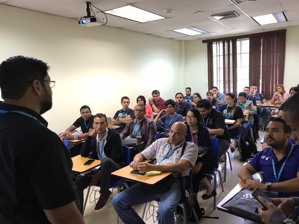WordCamp Panamá 2019 Conferencias en Salones